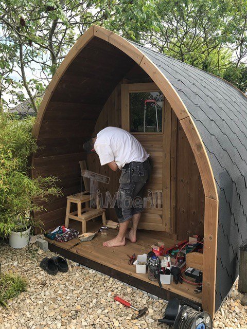 Building process DIY of an outdoor pod sauna