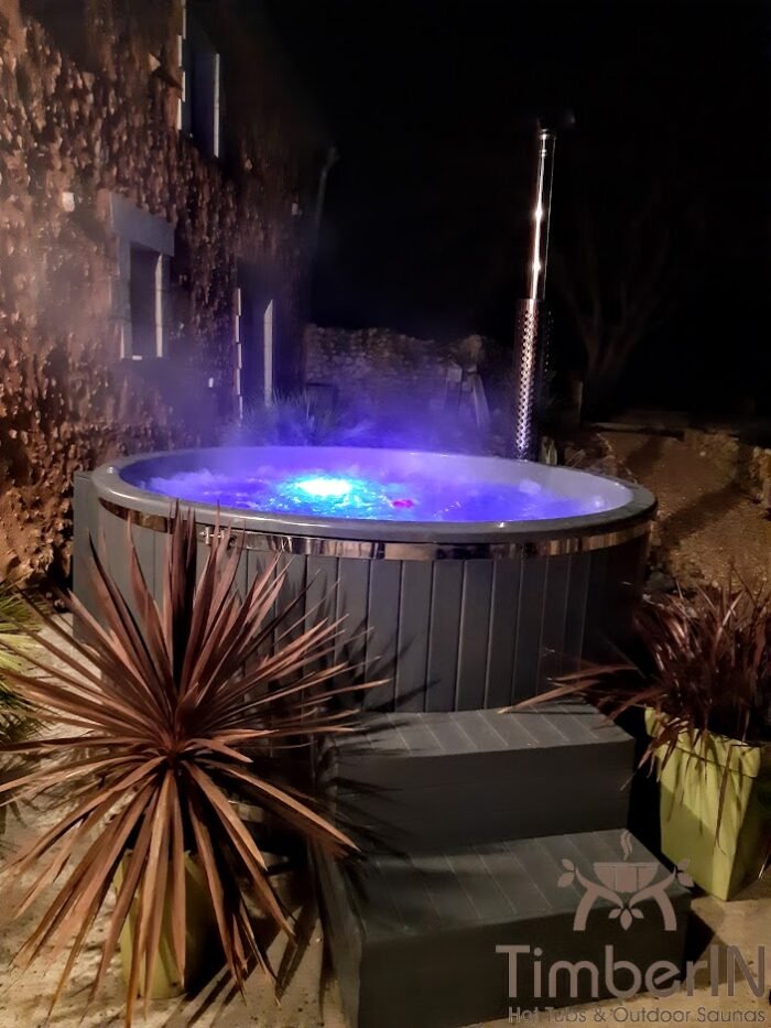 Outdoor Whirlpool Hot Tubs