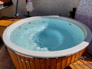 Wooden hot tub with electric heater (1)