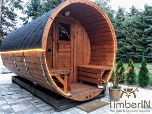Outdoor barrel round sauna (1)