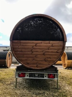 Outdoor barrel sauna on wheels mobile (14)